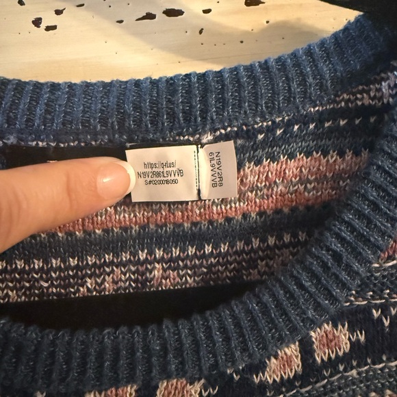 Ralph Lauren Woman’s Sweater in Blue and Pink - Picture 7 of 7
